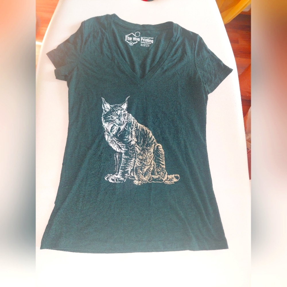 Lynx Family Green T-Shirt